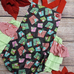 Romper de regalo de Navidad, romper de bebé, romper de volantes, romper de cierres de botones, romper de Navidad, romper de bebé de vacaciones, romper de niños, romper de regalo