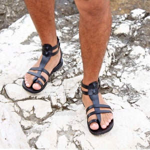 Fascination M - leather gladiator sandals/ Greek Roman style sandals/ ankle strap toe ring sandals/ Greek men sandals