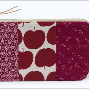 Kleines Täschchen/ Schminktasche aus japanischen Stoffen in rot, mit Äpfeln, Asanoha, Libellen, tolles Geschenk, sehr individuell