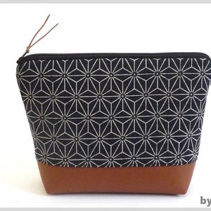 Cosmetic bag L, toiletry bag made of Japanese fabric with Ashanoha pattern, classically beautiful, unisex gift