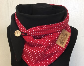 Tuch mit Knopf Punkte rot schwarz Geschenk Knopfschal Dreieckstuch Damen  Wickelschal von delimade