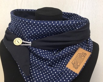 Tuch mit Knopf Punkte blau weiß Geschenk Muttertag Dreieckstuch Damen Wickelschal von delimade