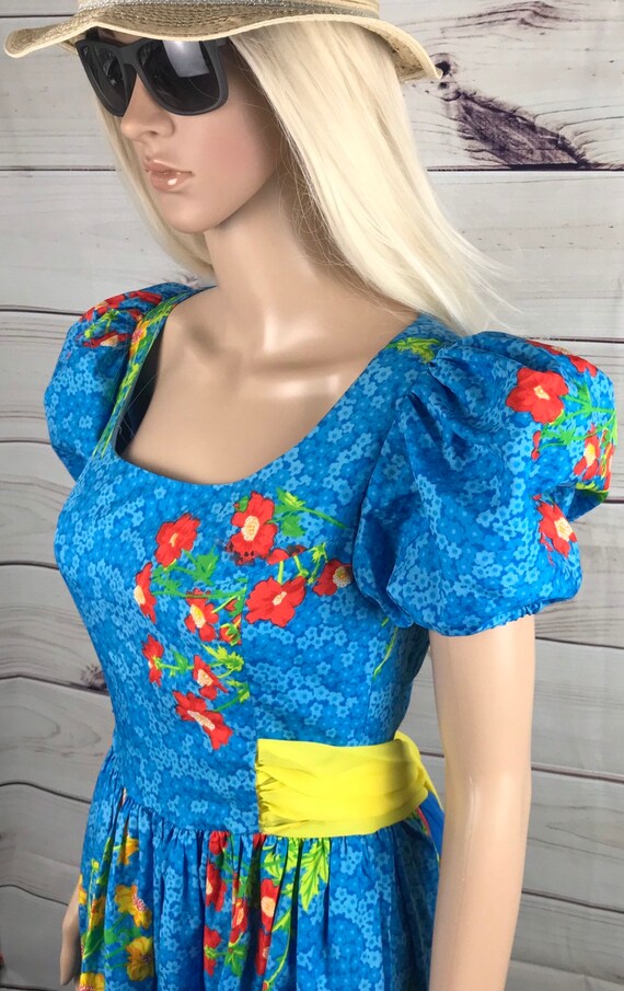 Fabulous vibrant vintage 1980s Lucie Linden maxi d