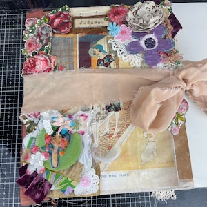 Junk Journal handgemachte recycelte Arty Folio schrullige Mode Boho vintage bunte Farben Mixed Media Grunge