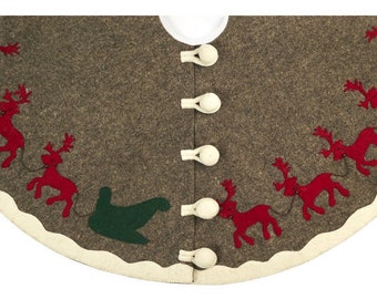 Handmade heirloom hand felted wool Christmas tree skirt. Extra Large, Classic Reindeer & Sleigh - Christmas Eve Scene. Grey red green