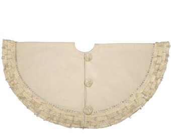 Luxurious 60-inch Cream Wool Christmas Tree Skirt with Silver Fringe Border - Handmade Heirloom
