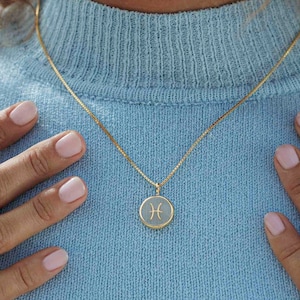 Pisces Necklace,Zodiac Jewelry,Medallion Star Sign Necklace,Astrology Jewelry,Pisces Pendant,Astrology Valentines Day Gift,Pisces Pendant