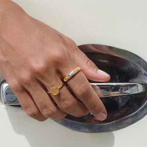 Shell Ring Gold ,Adjustable Ring Gold,Seashell jewelry,Gold seashell ring,Ocean-inspired ring,Beach-themed jewelry,Handmade seashell ring,
