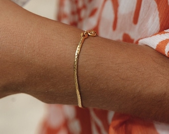 Naousa Armband Gold,Zierliches Boho Armband,Filigrane Struktur,Elegantes Schlangenmuster Armband,Armschmuck,Verstellbares Armband