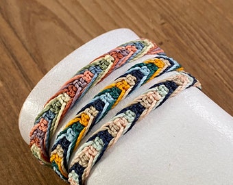 WWJD HWLF square knot bracelet Friendship bracelets
