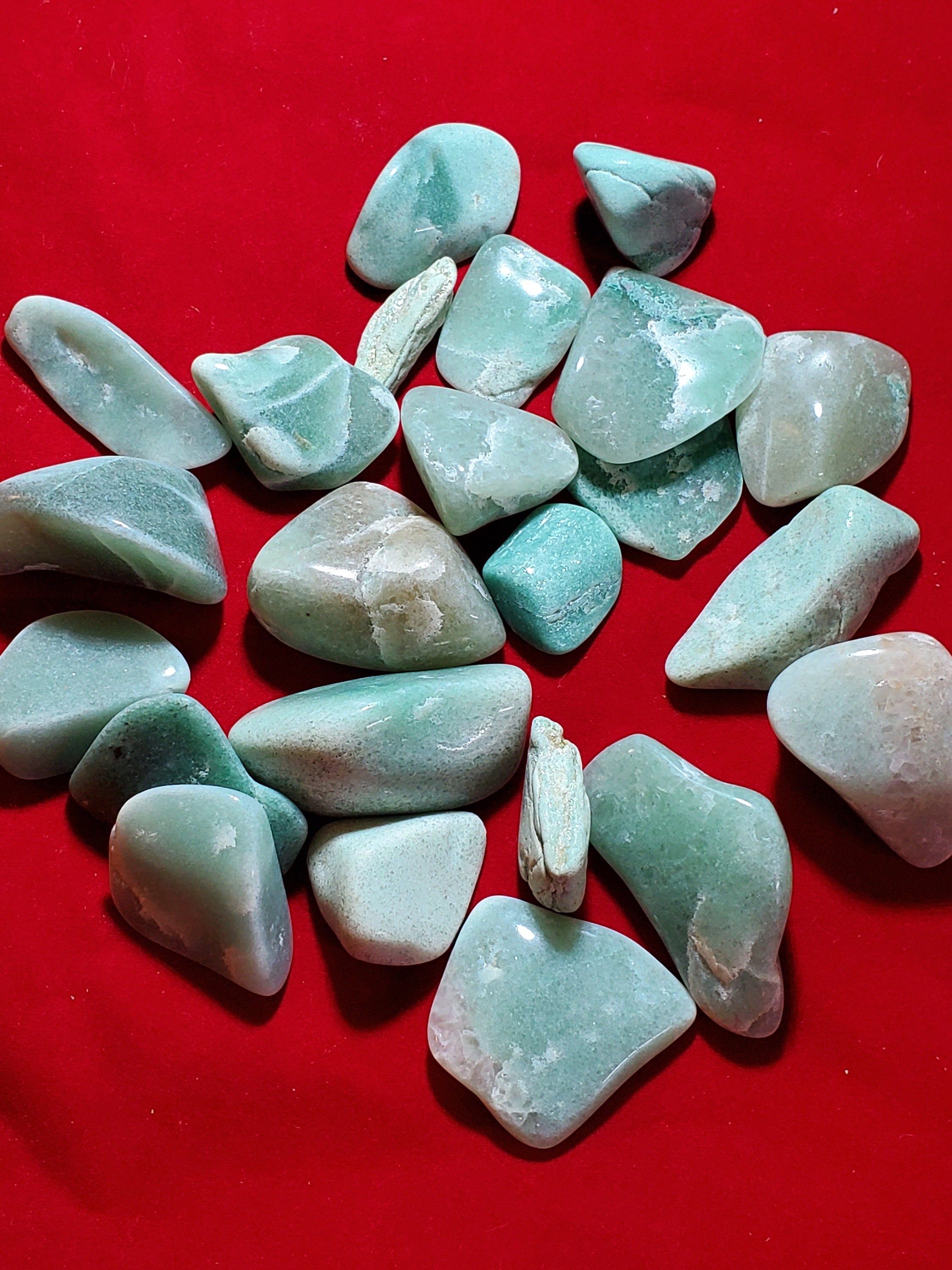 Green Aventurine Crystal Tumbled Stone TGAVEN1