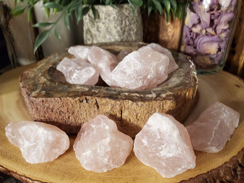 NaturalRaw Rose Quartz Pieces R141