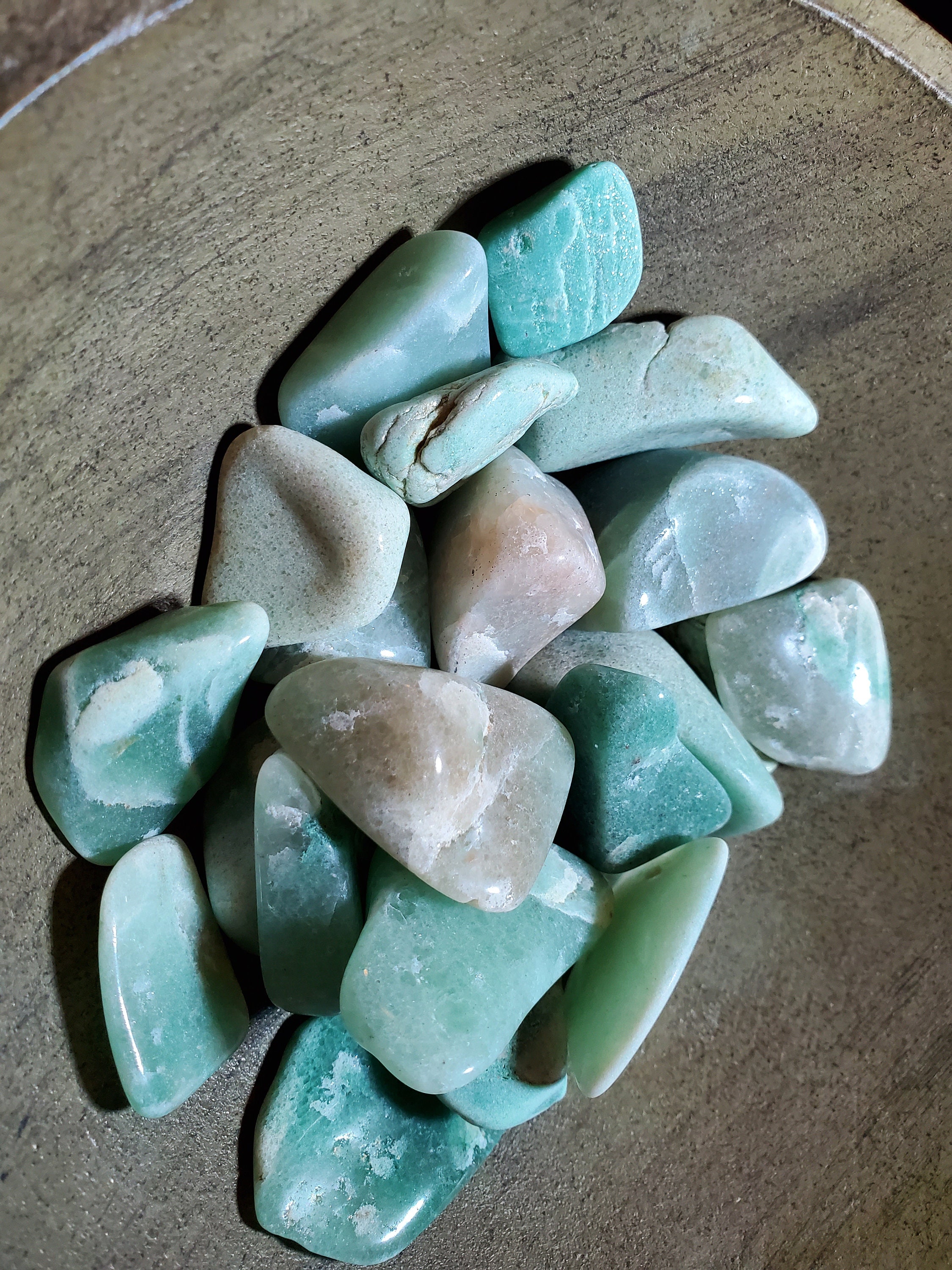 Green Aventurine Crystal Tumbled Stone TGAVEN1