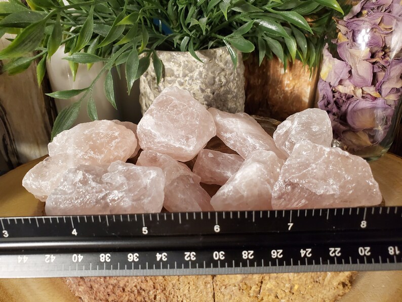 NaturalRaw Rose Quartz Pieces R141