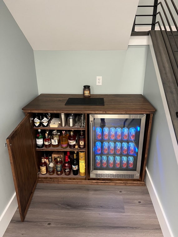 The Gibson /custom Walnut Bar Cabinet / Cabinet With Mini Fridge Storage /  Wood Bar Cabinet / Wine Cabinet / Liquor Cabinet / Beer Cabinet 