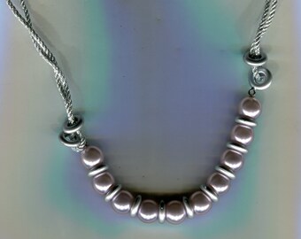1 handgefertigte Perlen-Kette Perlmuttrosa Gr. 44