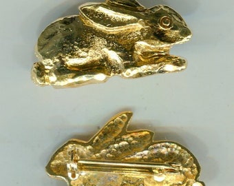 80s vintage brooch rabbit gold 31 x 19 mm