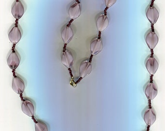 1 handmade pearl necklace purple size. 80