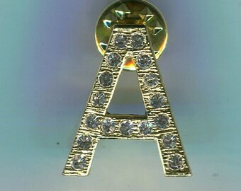 80s rhinestone brooch letter A gold 23 x 15 mm