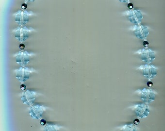 1 collar de perlas hecho a mano tamaño azul agua. 44