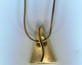 Jaren '70 vintage ketting driehoek goud formaat. 40