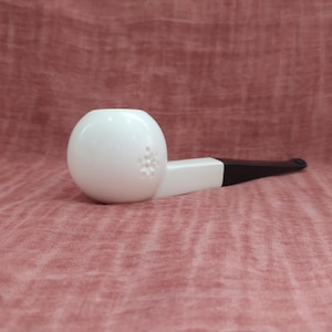 Apple Meerschaum Pipe Acrylic Stem with Fitted Case