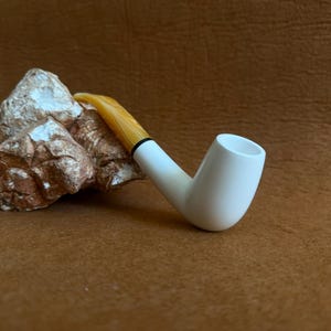 Meerschaum Pipe, Hand Carved Billiard Shape with Acrylic Stem, Unique Estate Collectible for Pipe Lovers and Art Enthusiasts
