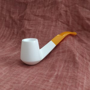 Smooth Meerschaum Pipe Free Hand  with Fitted Case