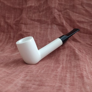 Smooth Canadian Meerschaum Pipe  with Fitted Case