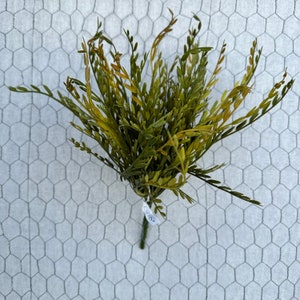 Axillaris grass bush, 15” filler greenery, FL2216/7-MS