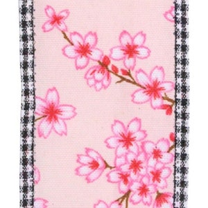 2.5” x 10 yard roll wired pink blossoms on light pink royal burlap ribbon roll, RGA853121