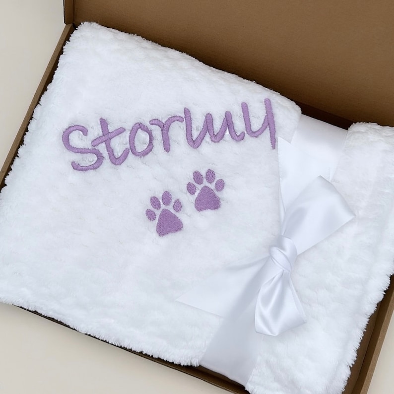 Dog Blanket Cat Blanket Personalised Dog Blanket Puppy Blanket Paw Print Blanket Super Soft Pet Blanket Embroidered Blanket zdjęcie 10