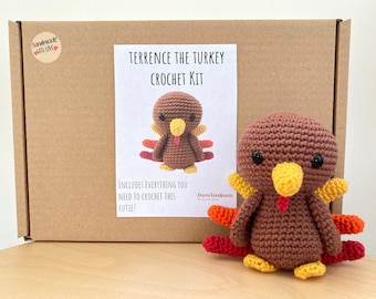 Häkelset für einen süßen Amigurumi Tier Weihnachtsvogel ~ Terrence the Turkey ~ DIY Kit/Bastelset/Starter pack