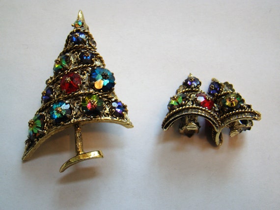 weiss christmas tree pin