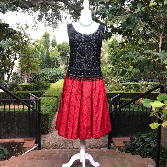 Vintage 1950s Festive Black Beaded Sweater Top Lar