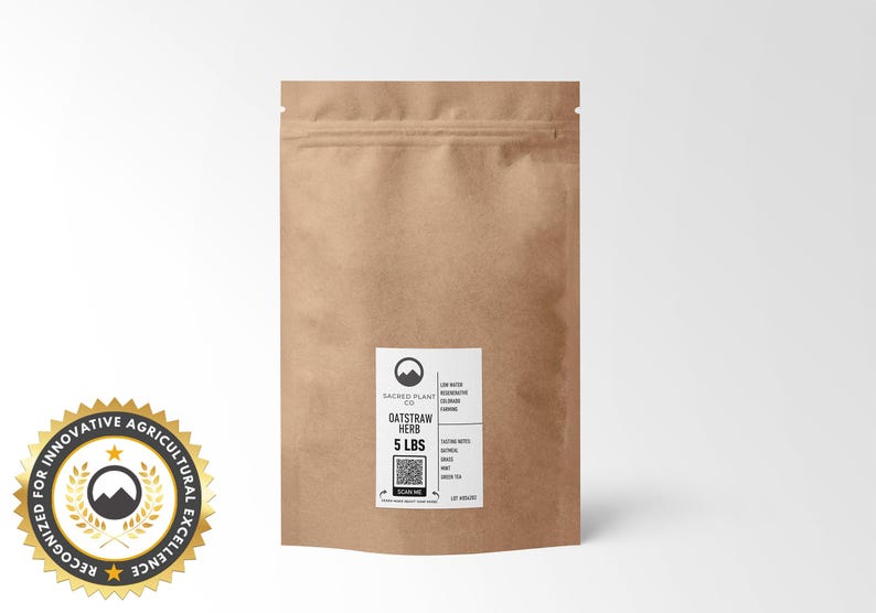 Large 5 LBS kraft package filled with premium Oatstraw herb, ideal for teas or tinctures. Features tasting notes of mint and green tea, a QR code for additional insights, and highlights the brand’s regenerative farming practices. Green background.