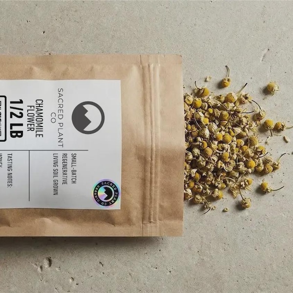 Organic Whole Chamomile Flowers, Dried Bulk Loose-Leaf Tea (Matricaria chamomilla) | Bulk Chamomile Flower | Matricaria Recutita