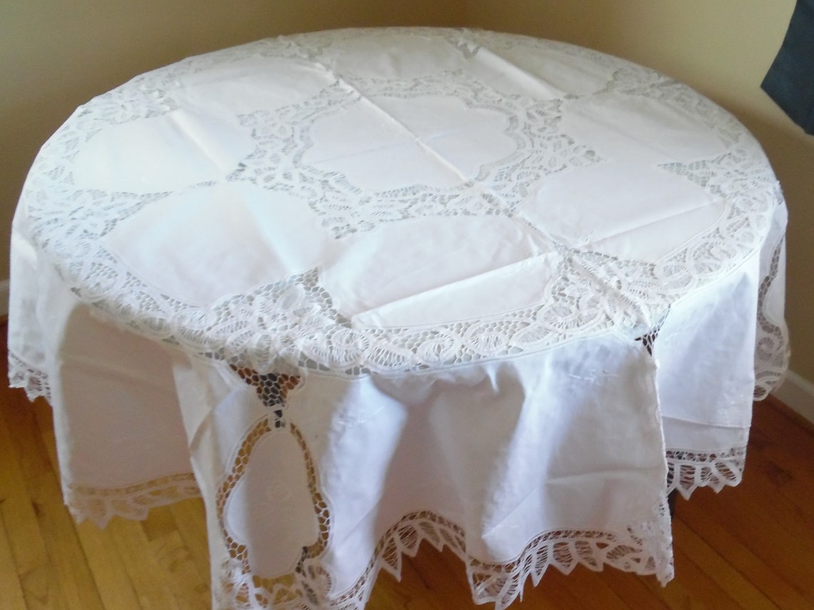 81 X 81 White Round Battenburg Lace Tablecloth With 12 Etsy