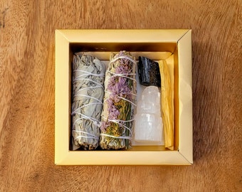 Kit di purificazione energetica: salvia, palo santo, tormalina nera e selenite