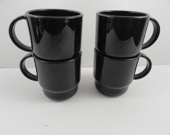 4 Tupperware Mugs Stackable Microwavable Reheatable Black Vintage 2224 Melamine 10oz