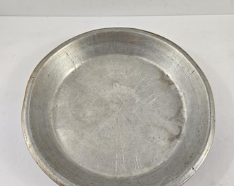 Vintage WEAR-EVER No. 284 Aluminum Pie Plate Tin Pan Granny Apple Peach Cherry 9"