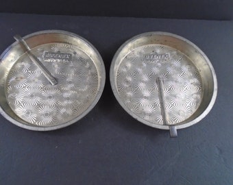 2 Vintage 8” OVENEX Cake Pans with Slider Release Arm Starburst Pattern Tin N-93