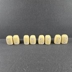 8 Pfaltzgraff Salt Pepper Shaker Yellow Sun Daisy Dazee Small Ceramic Spring Decor