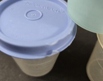 Tupperware 7 VINTAGE MIDGETS 2oz Storage Containers 101 Shot Glasses Lids 201