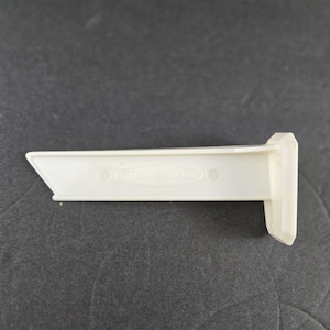 Tupperware 490 Lid Seal Holder Hanger 6&quot; Wall Door Mount Vintage