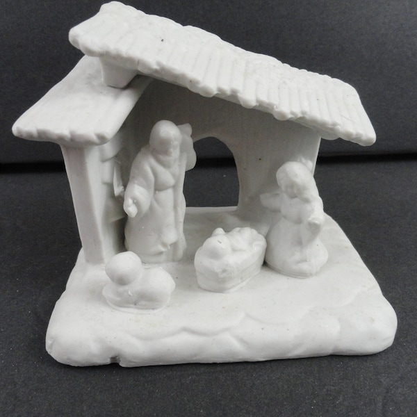 Enesco 1994 White Porcelain Nativity Bisque 9250034 Mary Joseph Jesus Lamb Box Christmas