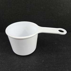 Vintage Rubbermaid white 1 CUP Only Replacement Nesting Measuring Cup 8315