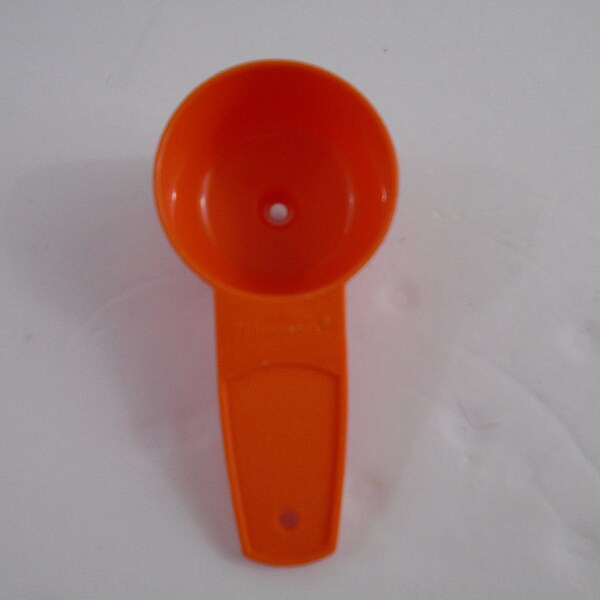 Tupperware 877 Mini Funnel Orange Fills Salt & Pepper Shakers Spice Bottles
