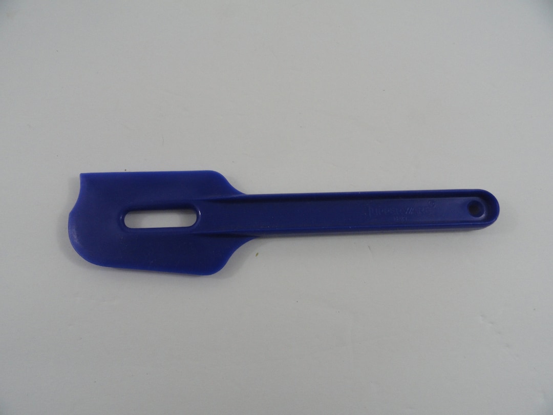 Tupperware Vintage Blue Plastic Spatula Scraper 1329 Kitchen Etsy