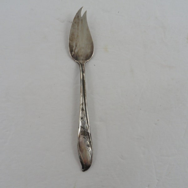 Cheese Fork Server 1847 Rogers Bros Springtime Pattern Silverplate Vintage